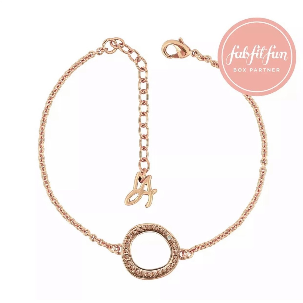 ADORE Signature Organic Circle Bracelet